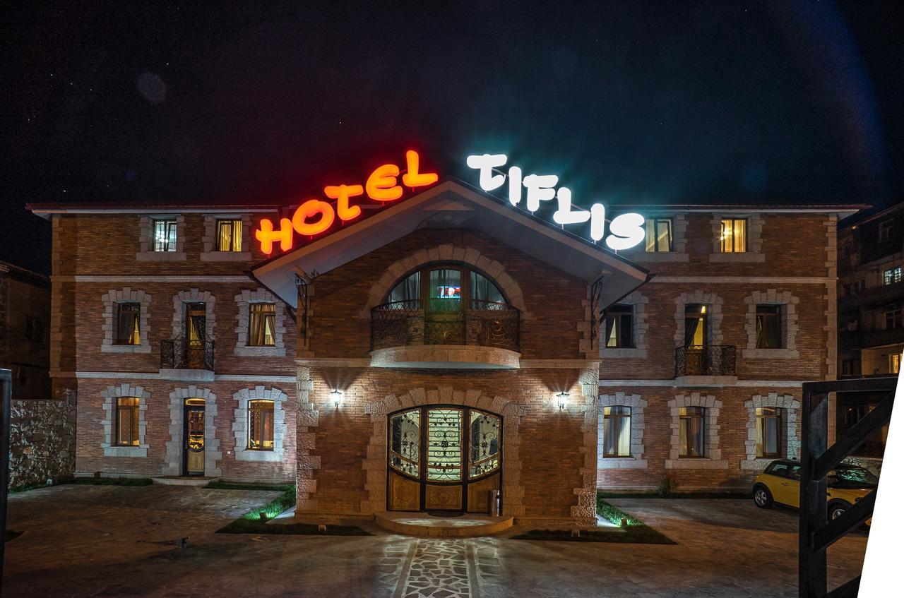 Hotel Tiflis Achaltsiche Buitenkant foto